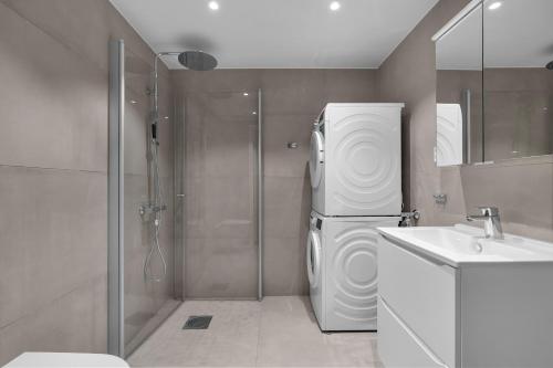 Ένα μπάνιο στο The Arctic Hideout