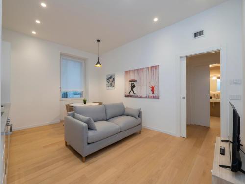 Xenia Milano - 3rooms apt in Via Petrella 4 C