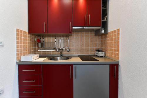 Dapur atau dapur kecil di Apartments Bramado