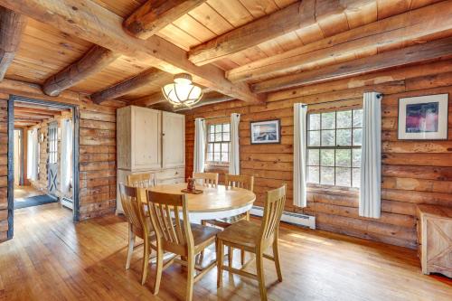 Gambar di galeri bagi 2 Mi to Lake Willoughby Peaceful Log Cabin! di Westmore