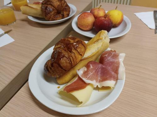 Mad på vandrehjemmet eller i nærheden