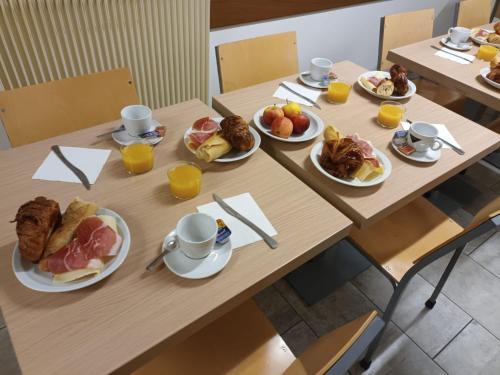 Mad på vandrehjemmet eller i nærheden