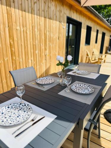 La maison dans la prairie fleurie, espace et calme