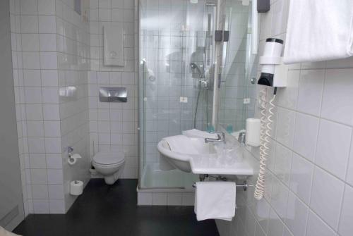 Un baño de Hotel Ambiente