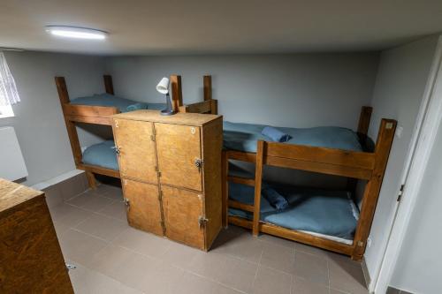 Katil atau katil-katil dalam bilik di Hostel ŚLISKA