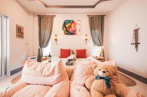 Gallery image of Sunset beach apartment 9 O3 villas in Koh Phangan