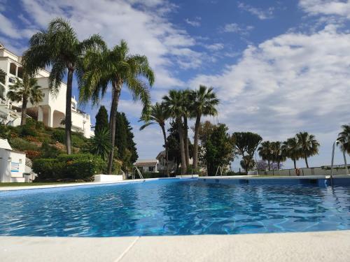 2 Bedrooms Sea View Apartment in Calahonda