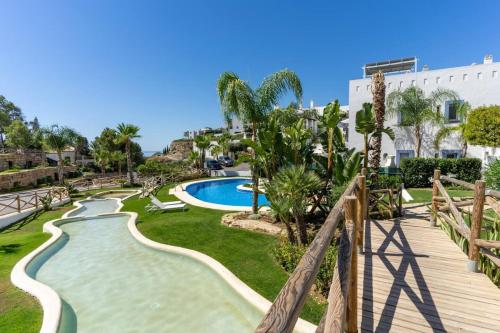 Luxury Penthouse With Sea View in Paraiso Pueblo