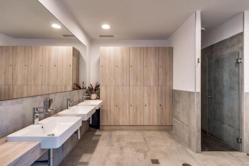 Luxury Penthouse With Sea View in Paraiso Pueblo