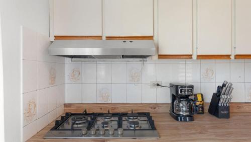 Η κουζίνα ή μικρή κουζίνα στο El Rinconcito 3 bdr house a 5 min drive from the beach