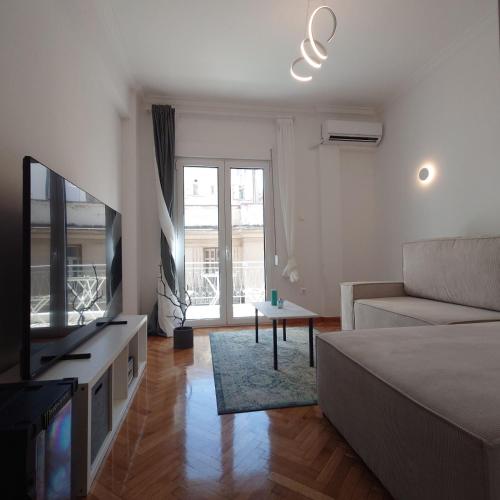 V32 - Athens Central Fully Equipped Apartment