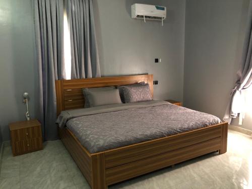 Postel nebo postele na pokoji v ubytování Circle staycation