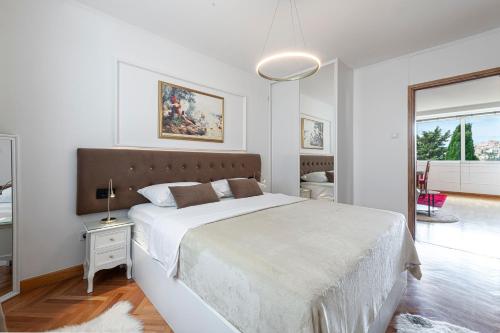 Apartment One , sea view , free parking