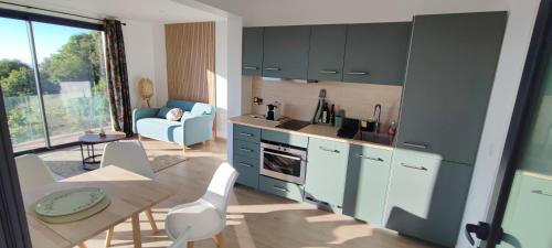 Η κουζίνα ή μικρή κουζίνα στο Exceptional sea view apartment, Monaco 15 min
