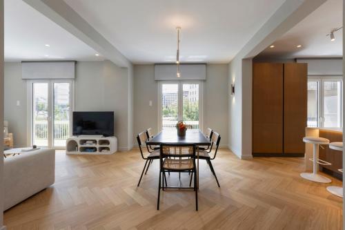 Spacious Athenian escape, Koukaki