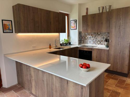 Η κουζίνα ή μικρή κουζίνα στο Stunning 4 bedroom villa near Barga