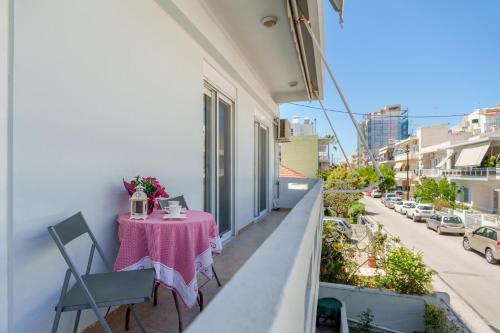 3 bedroom apt in Nea Chora 400 meters walk to the beach