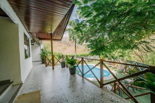 Piscina en o cerca de Hotel Ocotal Bed & Breakfast