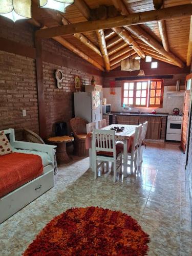 Imagen de la galería de Mi Roca 1 cabaña, en Nono