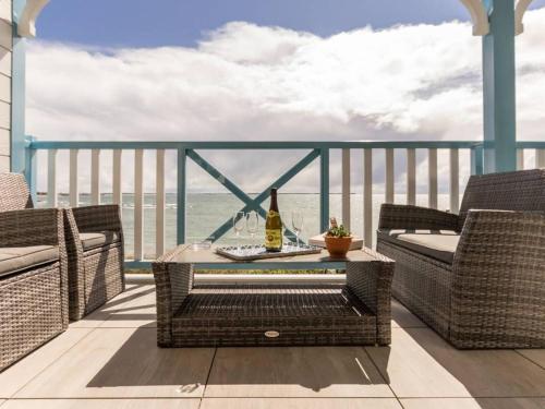 Appartement face à la plage avec loggia, cour, wifi et barbecue - Piriac-sur-Mer - FR-1-306-844