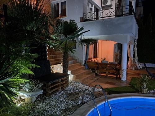 Holiday house with a swimming pool Lovran, Opatija - 24076