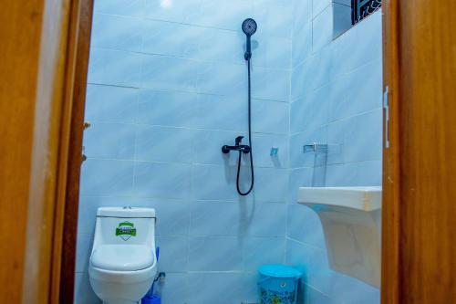 Ванная комната в Holly Apartment