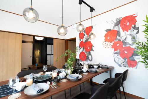 Max 15 people OK,2-minute walk from the station, Japanese-style modern 6LDK house