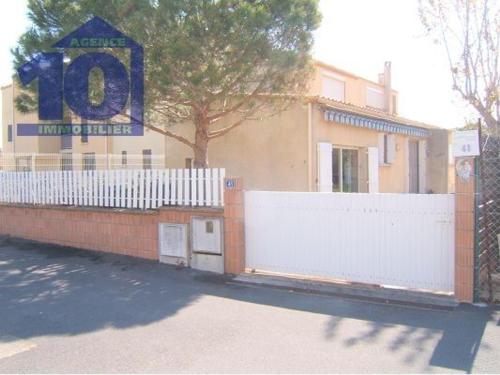 Photo de la galerie de l'établissement Maison 6 pers proche mer avec terrasse et parking - FR-1-781-97, à Valras-Plage