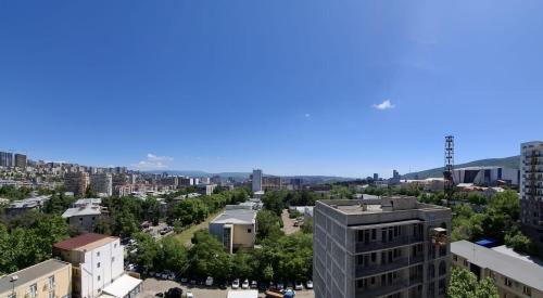 Vista general de Tiflis o vista desde el apartamento