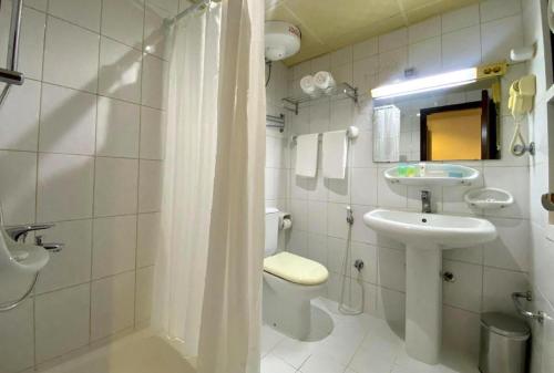 Un baño de Click Grand Hotel - Bur Dubai