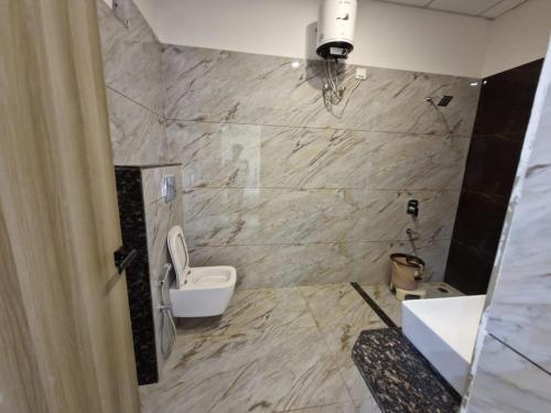 Ένα μπάνιο στο Hotel Grand Vasaante