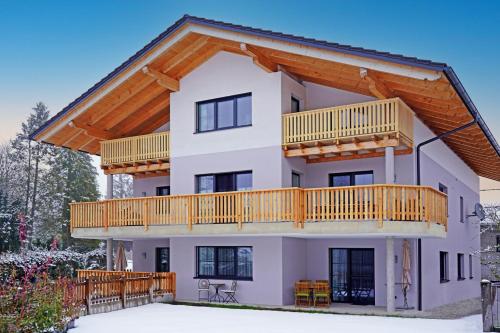 Wohnen am Almufer - Ferienwohnung Straßmair