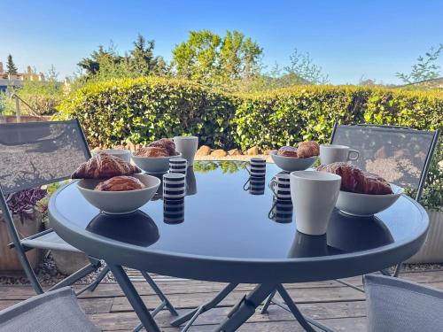 Beach, sun, air conditioning and parking in Agay!