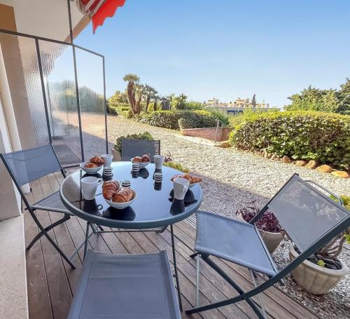 Beach, sun, air conditioning and parking in Agay!