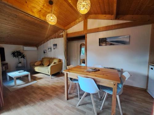 Photo de la galerie de l'établissement Chalet Domaine de la Forge, à La Teste-de-Buch