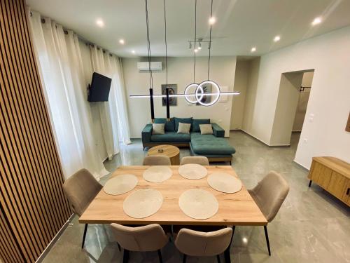 Χώρος καθιστικού στο Stone Luxury Suite