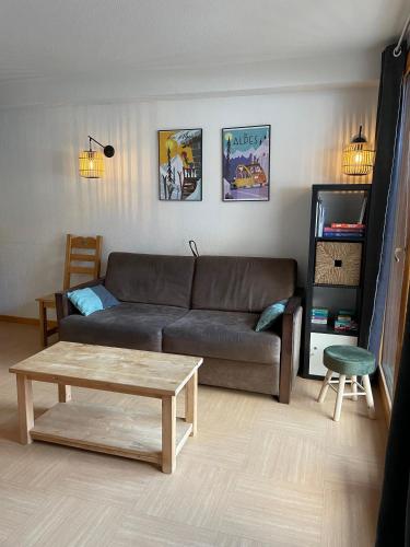 Front neige 1800, cosy 4-6p, parking couvert