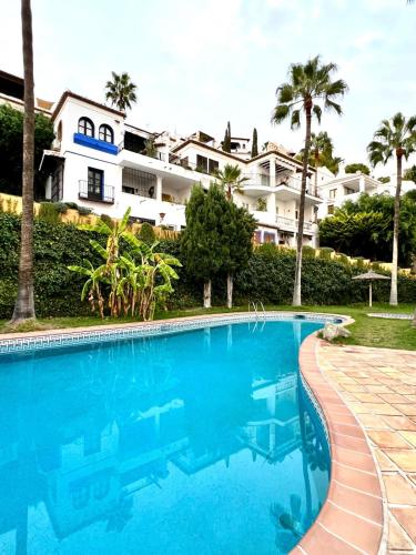 Charming idyllic sea view house