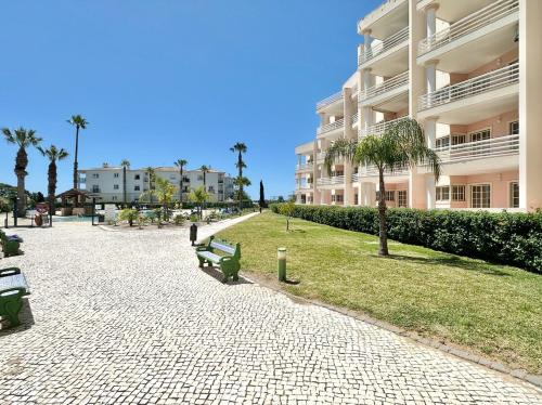 Apt EE - with pool and garden