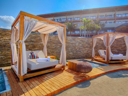 Bazén v ubytování Armony Marival Resort & Spa Punta de Mita - MGallery collection nebo v jeho okolí