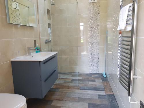 Vannituba majutusasutuses Acorn Cottage