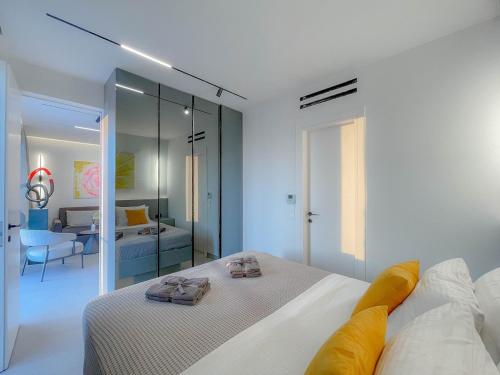 Luxury Penthouse 2BR - Metro & Hagia Sophia