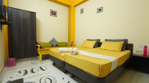 Voodi või voodid majutusasutuse hotel kishangarh jaisalmer toas