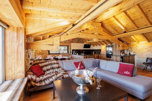 Χώρος καθιστικού στο Le Refuge Cal Chalon , chalet de luxe au cœur du village