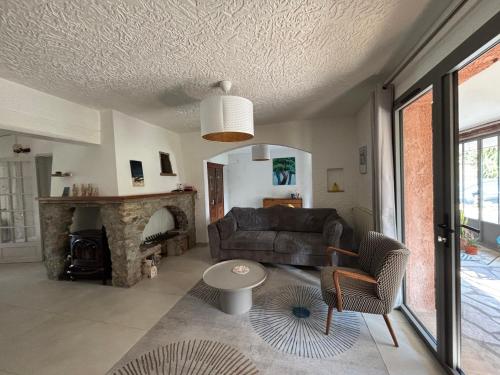 Χώρος καθιστικού στο Villa Cazat Rozat