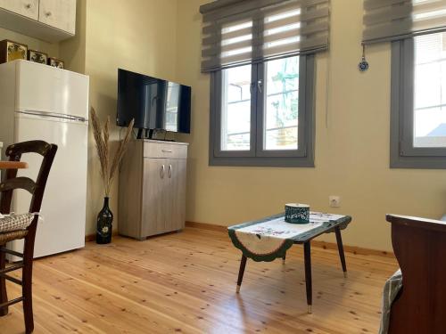 Chrisoula's Apartment 2