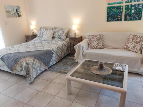 Park House -beside the Medieval Town of Rhodes-free parking