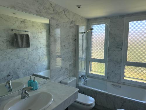 Apartamento Playa Bahia Marbella Elizabeth Luxury