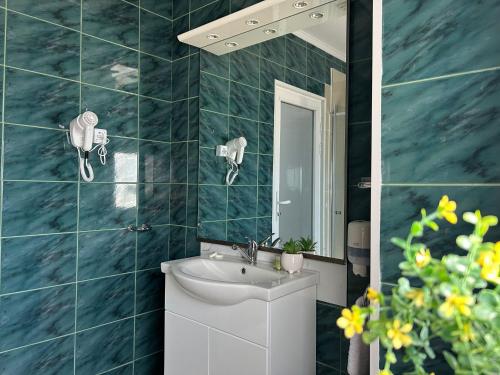 Gallery image of Avenue Palm Beach - Amazing Sea View in Eforie Nord