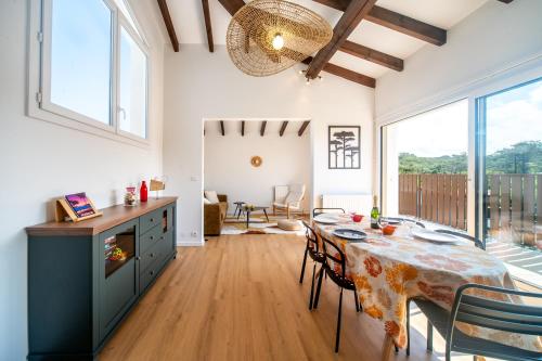 Ruang duduk di Appartement duplex 5 personnes, vue sur la dune #0295